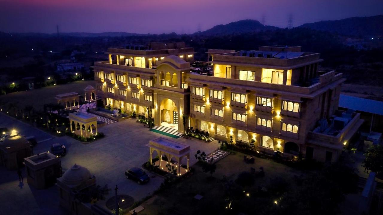 Sahdev Bagh Hotel Puskár Kültér fotó