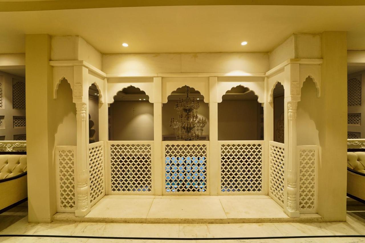 Sahdev Bagh Hotel Puskár Kültér fotó