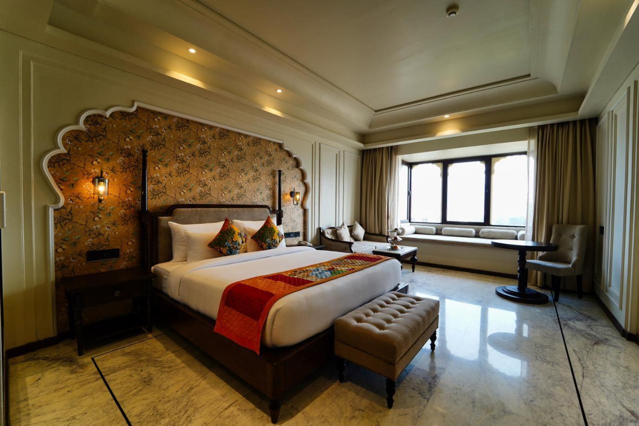 Sahdev Bagh Hotel Puskár Kültér fotó