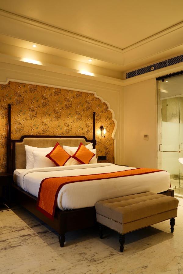 Sahdev Bagh Hotel Puskár Kültér fotó